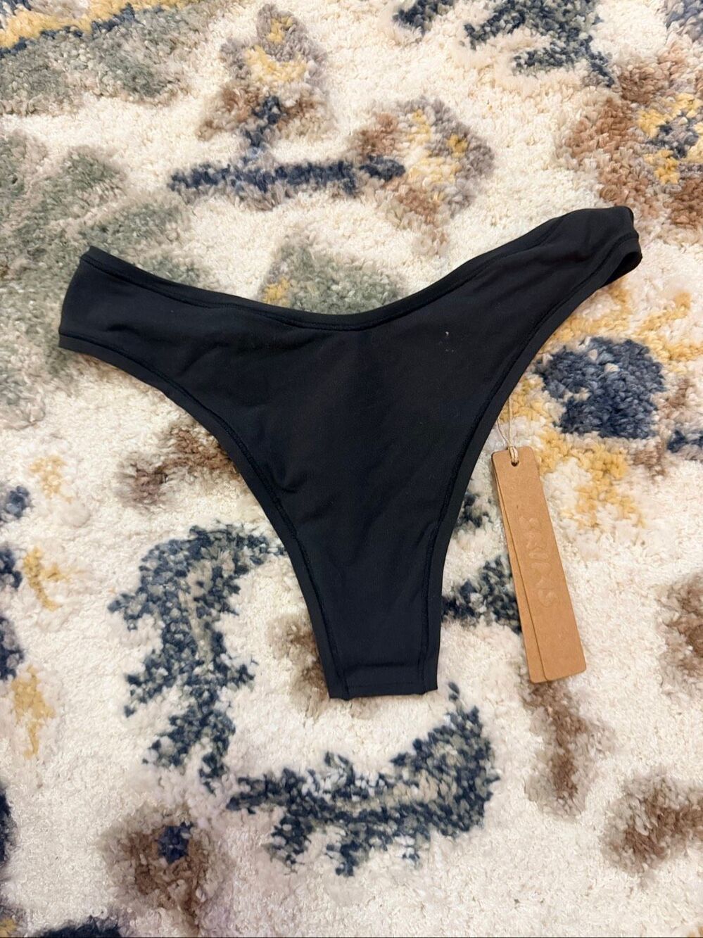 SKIMS Fits Everybody Dipped Front Thong Onyx Black Size XS NWT Panty Underwear